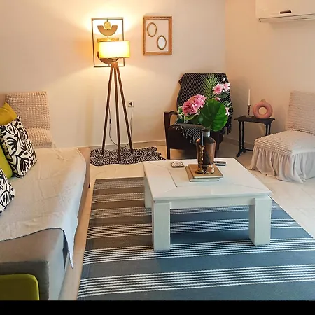 Efi's House * 플로리나