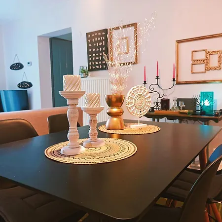 Apartament Efi's House *
