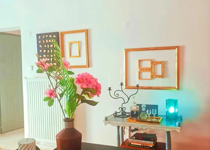 Efi's House פלורינה